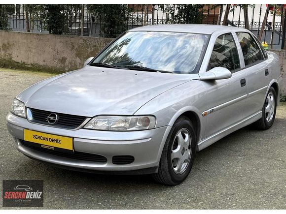 İLK SAHİBİ | ORJ 104.000 KM | DEĞİŞENSİZ | 3 PARÇA BOYALI VECTRA