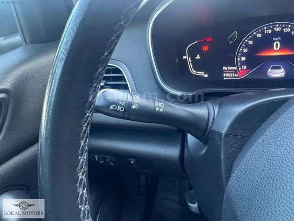 2021 MODEL RENAULT MEGANE 130.000 KM'DE İCON TERTEMİZ