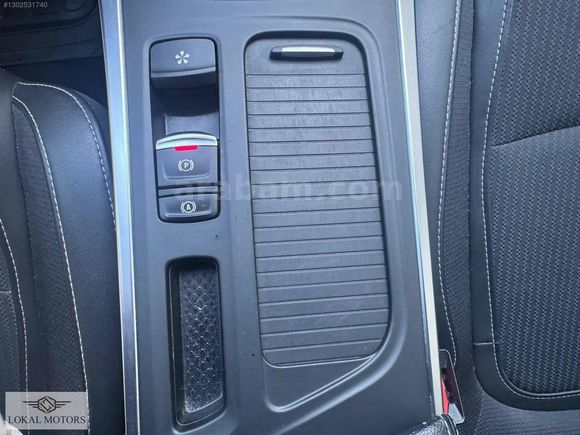2021 MODEL RENAULT MEGANE 130.000 KM'DE İCON TERTEMİZ