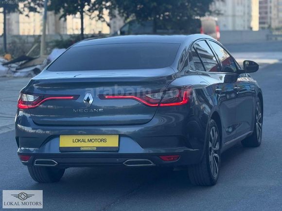 2021 MODEL RENAULT MEGANE 130.000 KM'DE İCON TERTEMİZ