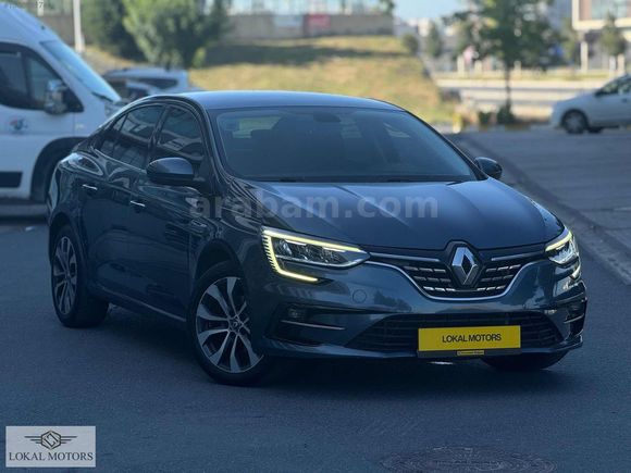 2021 MODEL RENAULT MEGANE 130.000 KM'DE İCON TERTEMİZ