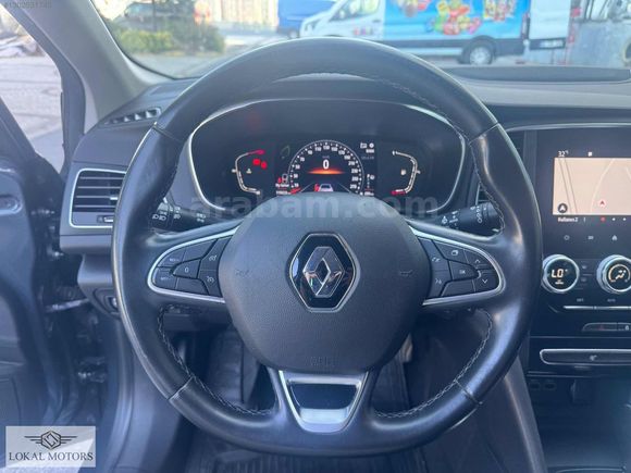 2021 MODEL RENAULT MEGANE 130.000 KM'DE İCON TERTEMİZ