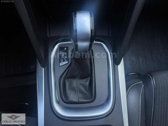 2021 MODEL RENAULT MEGANE 130.000 KM'DE İCON TERTEMİZ