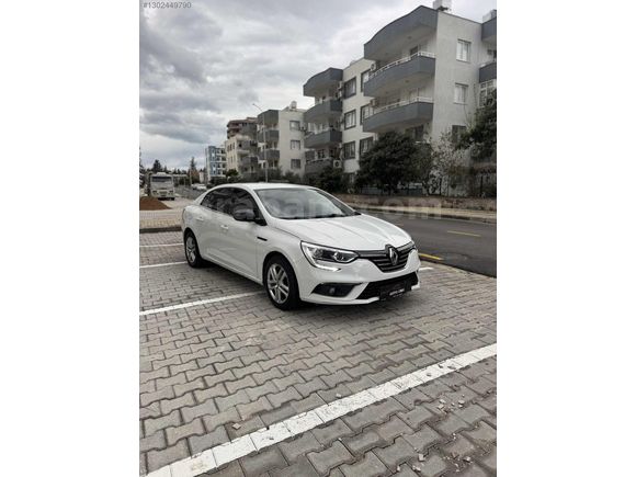AUTO CMR'DEN 2020 MEGANE 1.5 BLUEDCİ TESLA EKRAN