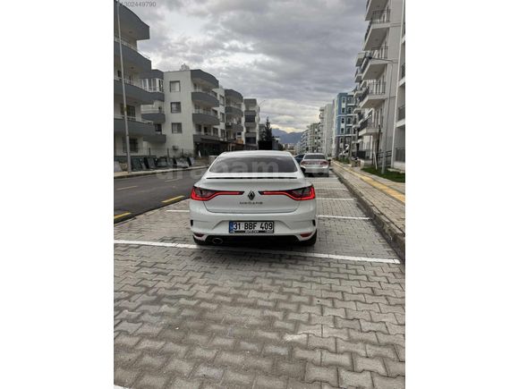 AUTO CMR'DEN 2020 MEGANE 1.5 BLUEDCİ TESLA EKRAN