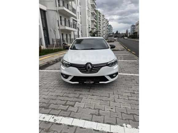 AUTO CMR'DEN 2020 MEGANE 1.5 BLUEDCİ TESLA EKRAN