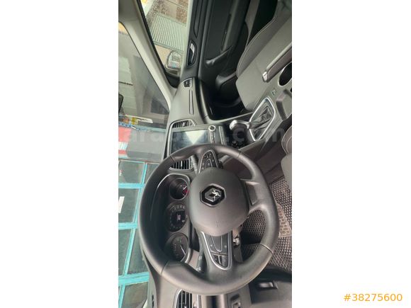 Sahibinden Renault Megane 1.3 TCe Joy 2020 Model 