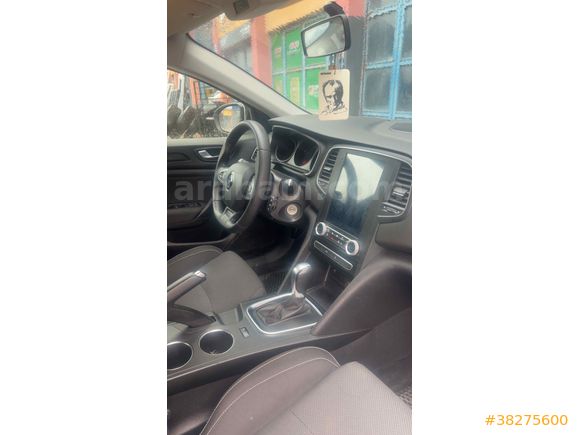 Sahibinden Renault Megane 1.3 TCe Joy 2020 Model 