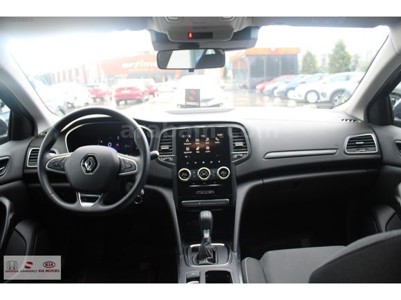 SANDIKÇI 2.EL 2025 Megane Sedan 1.3 TCe Touch EDC