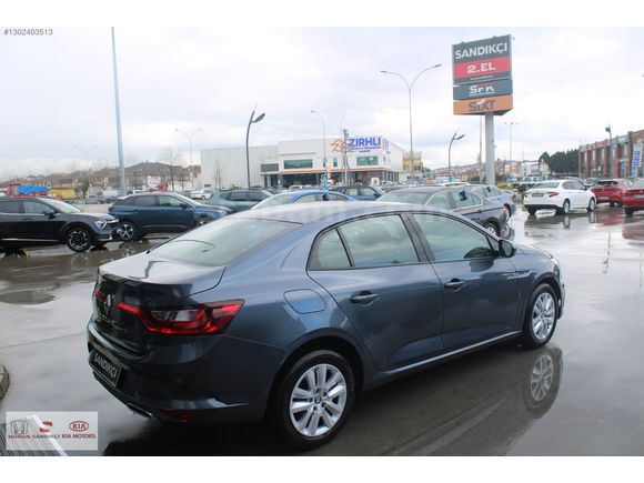 SANDIKÇI 2.EL 2025 Megane Sedan 1.3 TCe Touch EDC