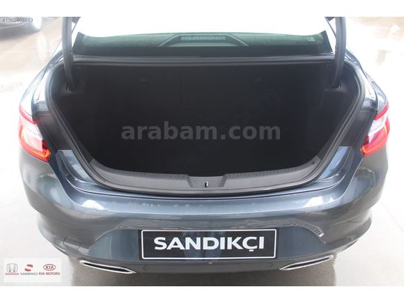 SANDIKÇI 2.EL 2025 Megane Sedan 1.3 TCe Touch EDC