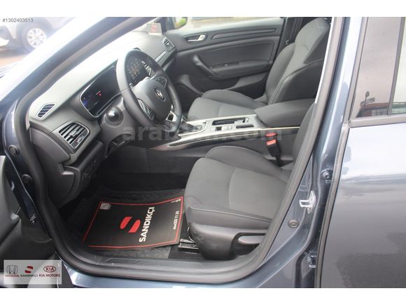 SANDIKÇI 2.EL 2025 Megane Sedan 1.3 TCe Touch EDC