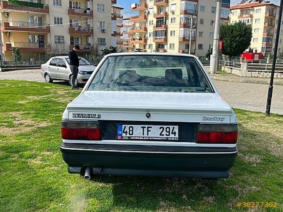 AKBAŞLAR OTODAN 93 DEGISENSIZ ORTA KASA BRODVEY