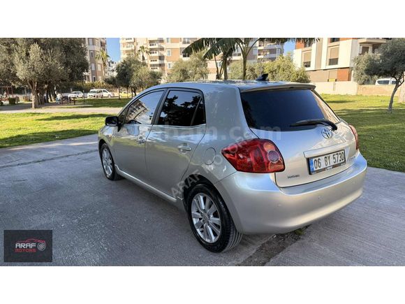 2009 Auris 1.4 D-4D Elegant MMT Otomatik Temiz