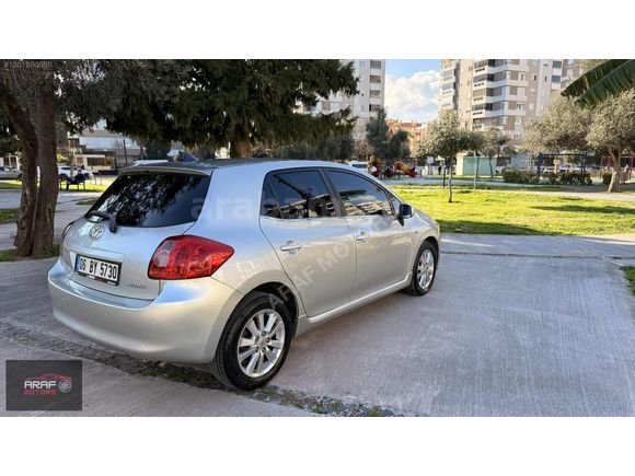 2009 Auris 1.4 D-4D Elegant MMT Otomatik Temiz
