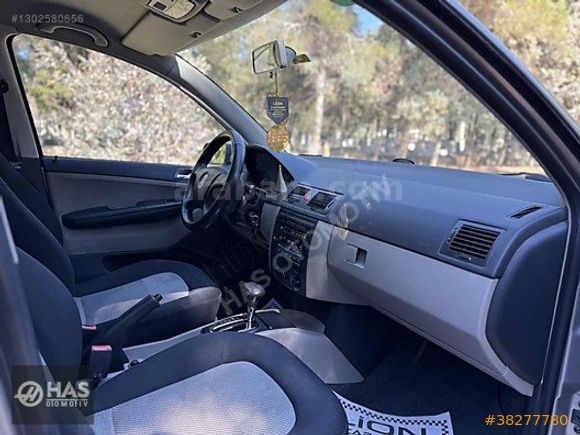 OTOMATİK FABIA HASAR KAYITSIZ GERİ GÖRÜŞ KAMERALI