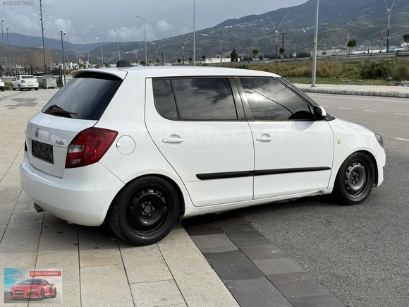 ŞENÖZ AUTO 'DAN SKODA FABİA 2013 ÇIKIŞLI HASAR ĞKAYITSIZ
