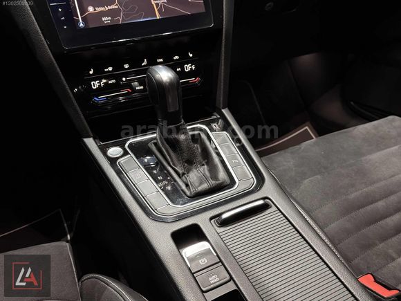 Umut Auto'dan VW Passat 1.5 TSI Elegance Yeni Logo Cam Tavan