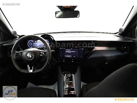 "CARPARTNER" 2025 MODEL 10.180 KM ALFA JUNİOR İBRİDA 1.2 HYBRİD