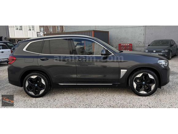 2021 BMW İX3 ELEKTRİKLİ TABA İÇ DÖŞEME