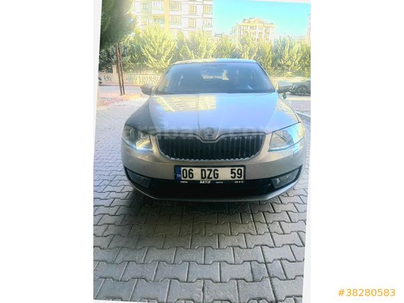 Sahibinden Skoda Octavia 1.6 TDI Elegance CR 2013 Model