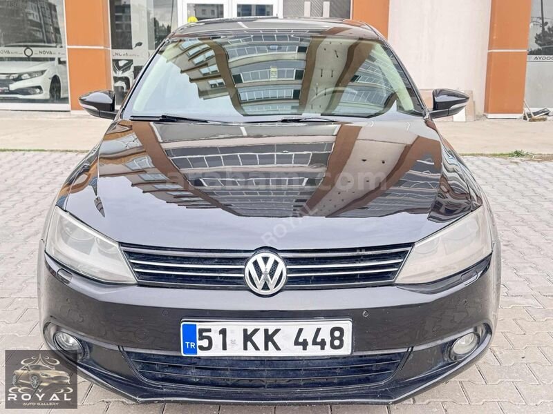 Galeriden Volkswagen Jetta 1.2 TSi Comfortline 2011 Model Niğde 280.000 km Siyah