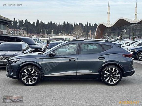 2025 CUPRA FORMENTOR 1.5 E-HYBRID PHEV-SUPREME-HATASIZ 13.000 KM