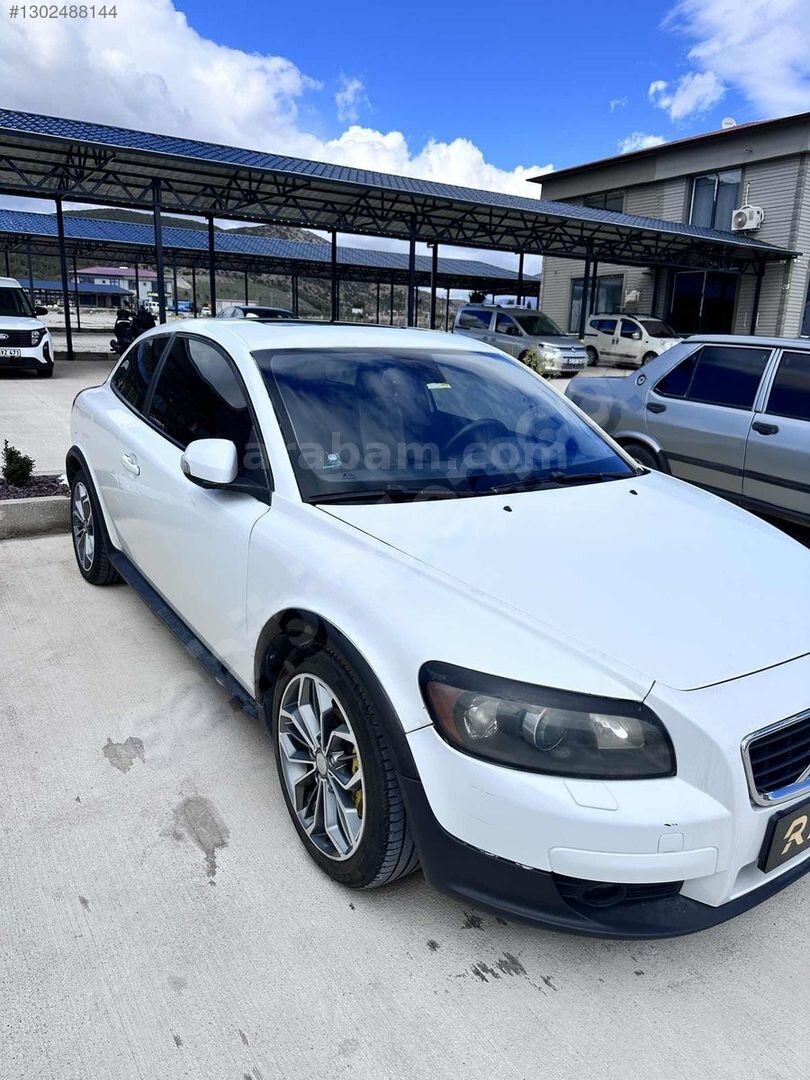 Galeriden Volvo C30 1.6 D Premium 2010 Model Gaziantep 325.000 km Beyaz 3