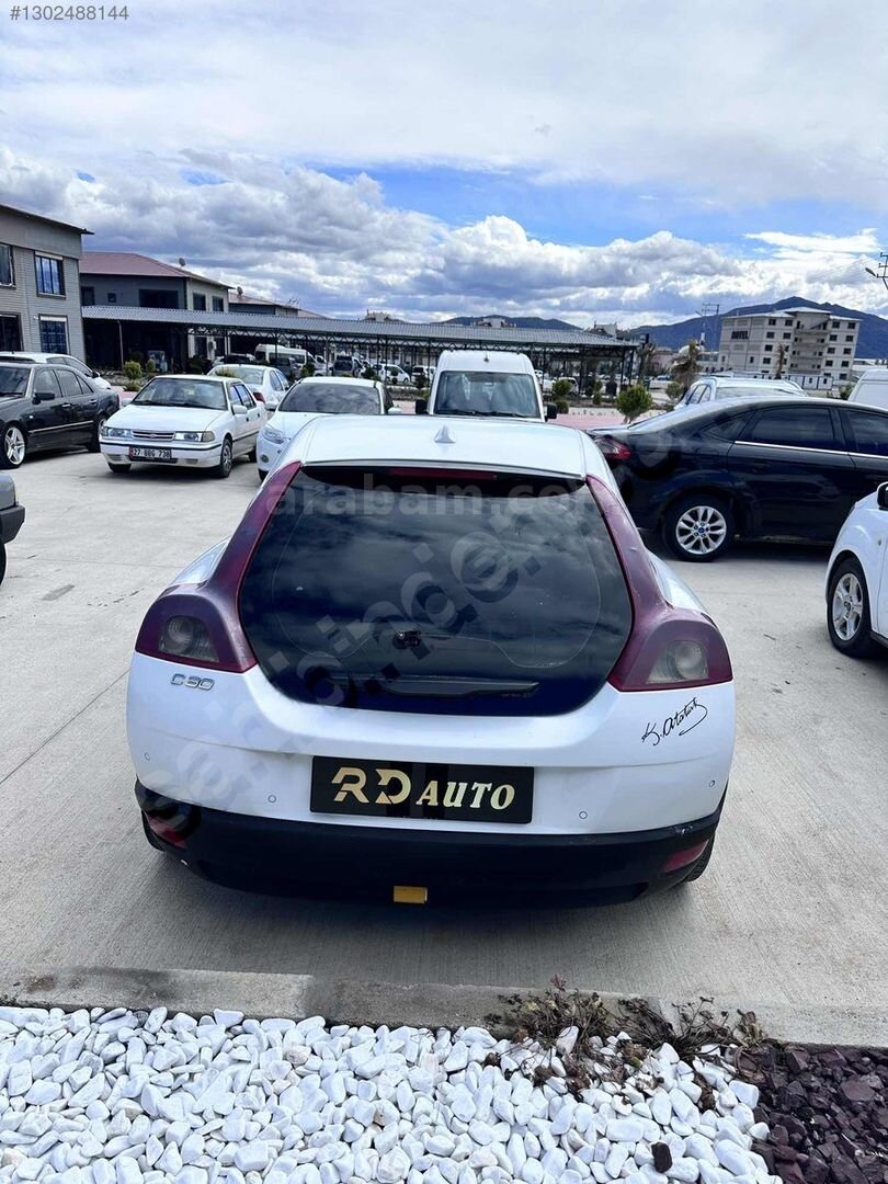 Galeriden Volvo C30 1.6 D Premium 2010 Model Gaziantep 325.000 km Beyaz 2