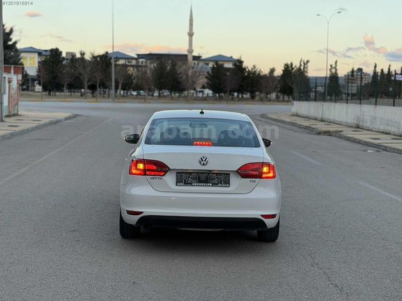YÜCE'DEN İLK SAHİBİN'DEN JETTA 1.6 TDİ