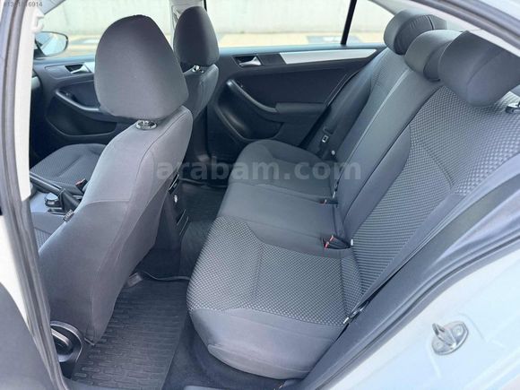 YÜCE'DEN İLK SAHİBİN'DEN JETTA 1.6 TDİ
