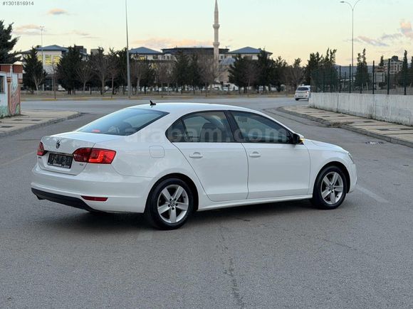 YÜCE'DEN İLK SAHİBİN'DEN JETTA 1.6 TDİ
