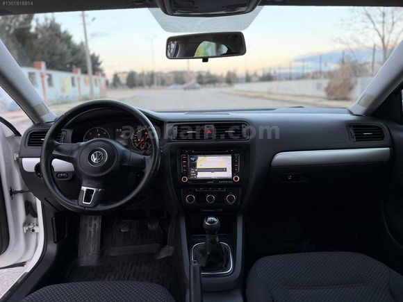 YÜCE'DEN İLK SAHİBİN'DEN JETTA 1.6 TDİ