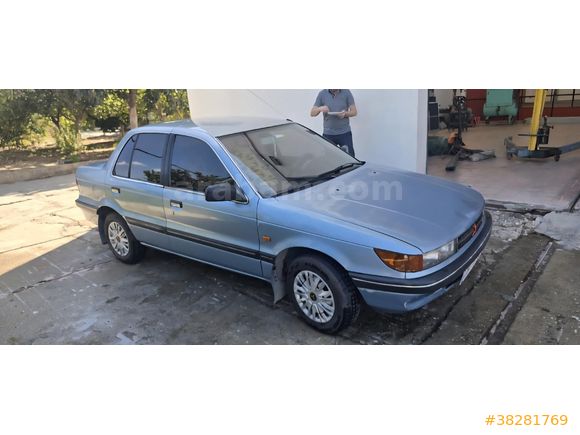 Sahibinden Mitsubishi Lancer 1.5 GLX 1990 Model  305.000 km Mavi