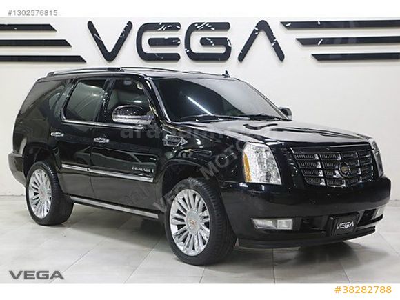 VEGA' 2009 ESCALADE 6.2V8 135.000MİL YENİSTOP-22KROMJANT-7KOLTUK
