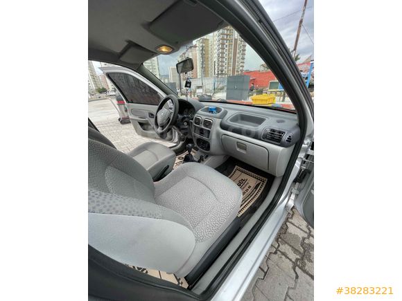 Sahibinden Renault Clio 1.4 Alize 2006 Model  161.000 km Gri