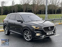 HATASIZ AYARINDA 72.000İÇİ KIRMIZI 2024 MG HS LUXURY