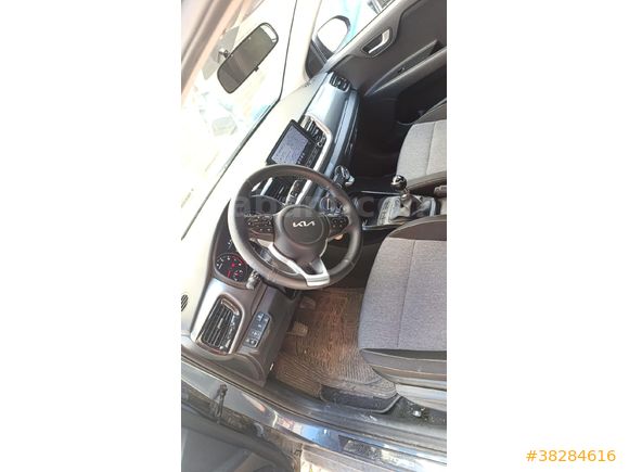 Sahibinden Kia Stonic 1.25 MPI Cool 2023 Model