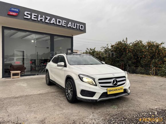 Mercedes GLA180 CDI / Urban / İmzalı Seri / Cam Tavan / Hasarsız