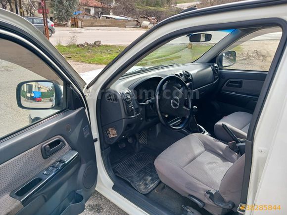 Sahibinden Isuzu D-Max 2.5 4x2 2008 Model