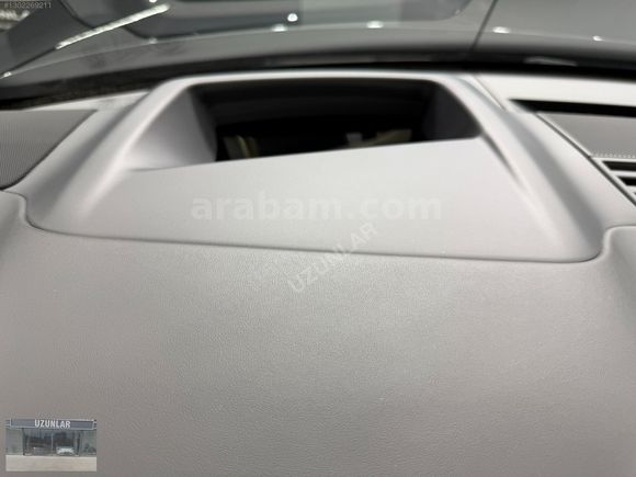 BAYİ 2024 YENİ RANGE ROVER AUTOBİOGRAPHY D350 HATASIZ BOYASIZ