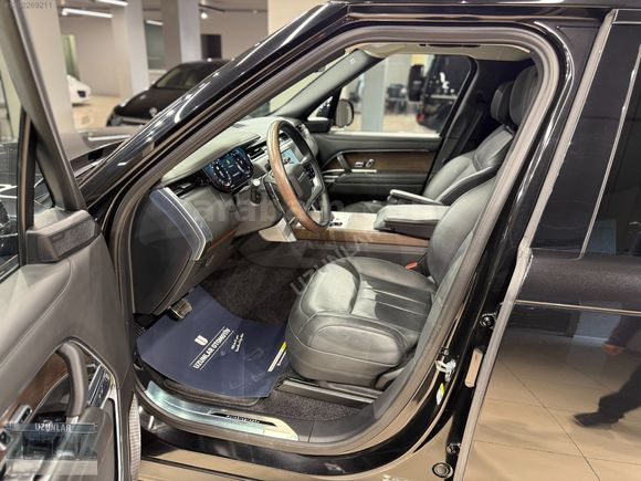 BAYİ 2024 YENİ RANGE ROVER AUTOBİOGRAPHY D350 HATASIZ BOYASIZ