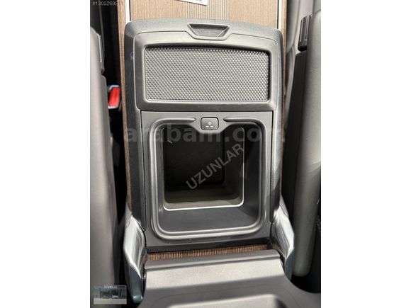 BAYİ 2024 YENİ RANGE ROVER AUTOBİOGRAPHY D350 HATASIZ BOYASIZ