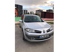 2'nci sahibi memurdan Otomatik  Megane 2  Expression 2009, şanzıman yeni revizyonlu