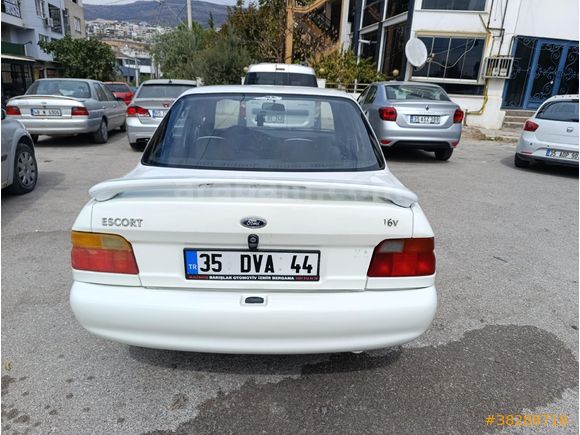 Sahibinden Ford Escort 1.6 CLX 1997 Model