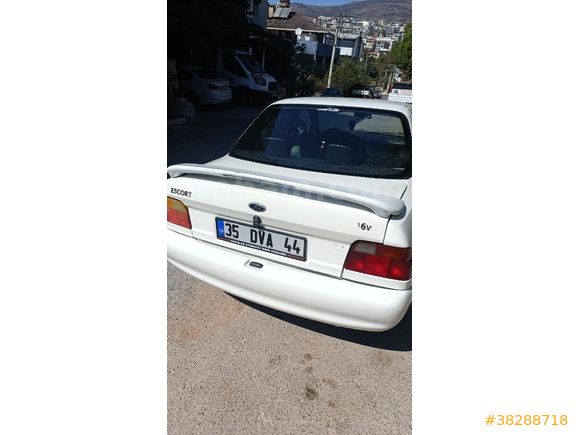 Sahibinden Ford Escort 1.6 CLX 1997 Model