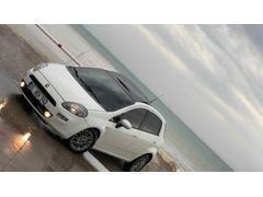 Hemşireden Fiat Punto 1.4 Lounge S&S 2012 Model 
