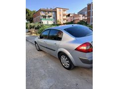 390    olur yeni aracimi buldum ACİL Satilik megan  2