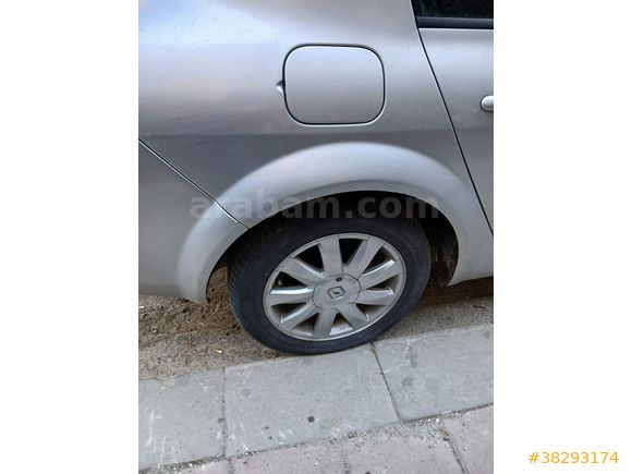 370    olur yeni aracimi buldum ACİL Satilik megan  2