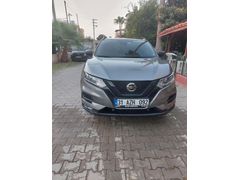 Sahibinden Nissan Qashqai 1.3 DIG-T Midnight Edition 2020 Model  49000 km Gri